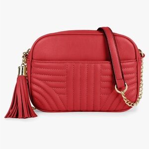 LOW START - EVVE Red Crossbody Bag - Quilted Camera Style - Perfect Classic Bag